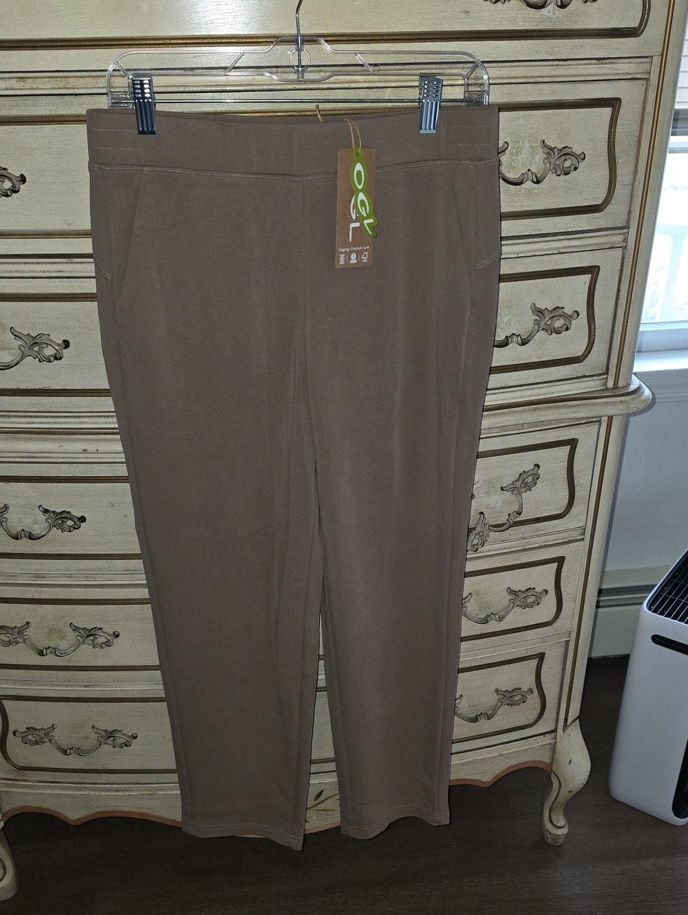 OGL Women’s Tan Straight-Leg Pull-On Pants Cropped